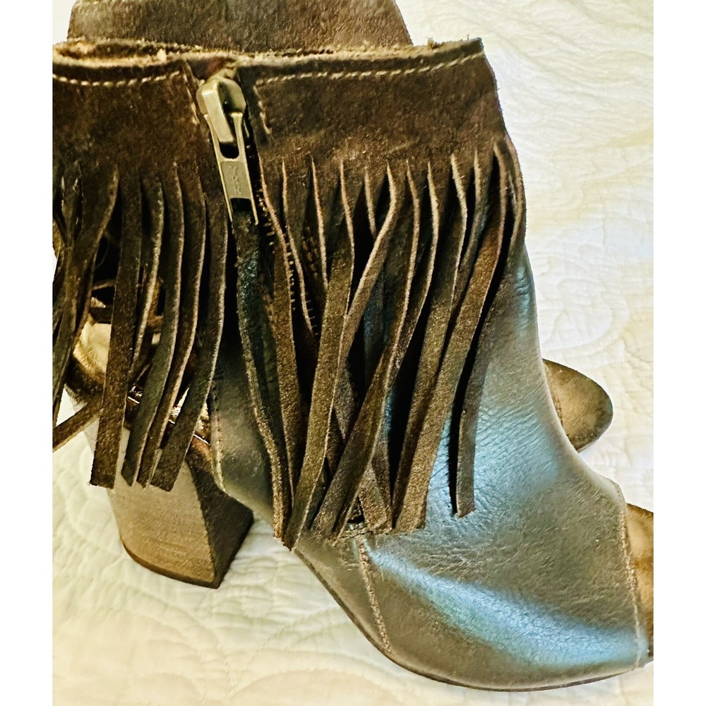 Women's Diba True Brown Leather Fringe Open toed Boots Size 7 - Picture 4 of 8